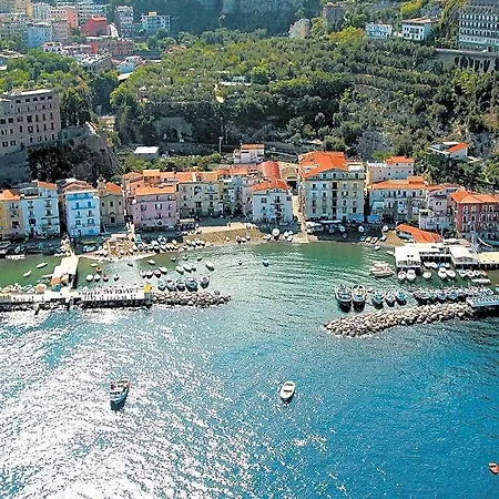 La Luella